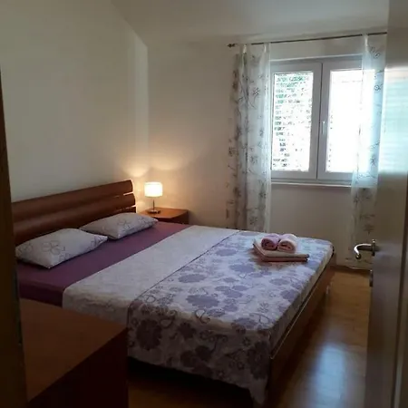 Marko Apartment *